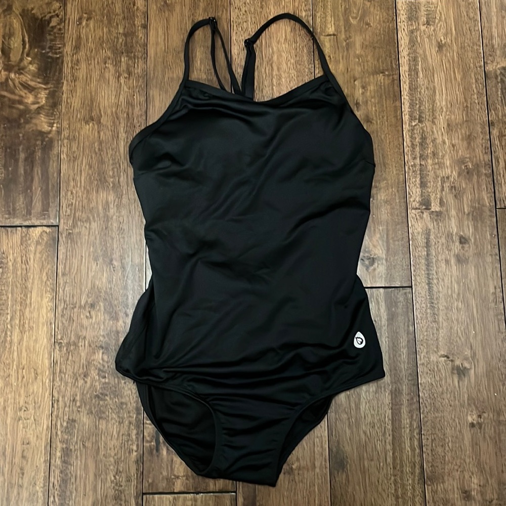 BaLeaf women’s one piece swimsuit NWT